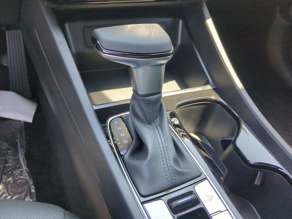 Thumbnail: 2026 Hyundai Santa Cruz - 15