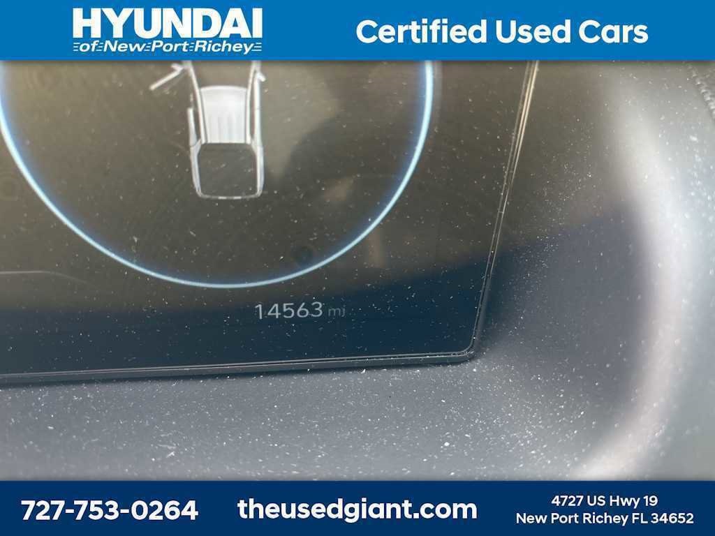 Thumbnail: 2023 Hyundai Santa Cruz - 12