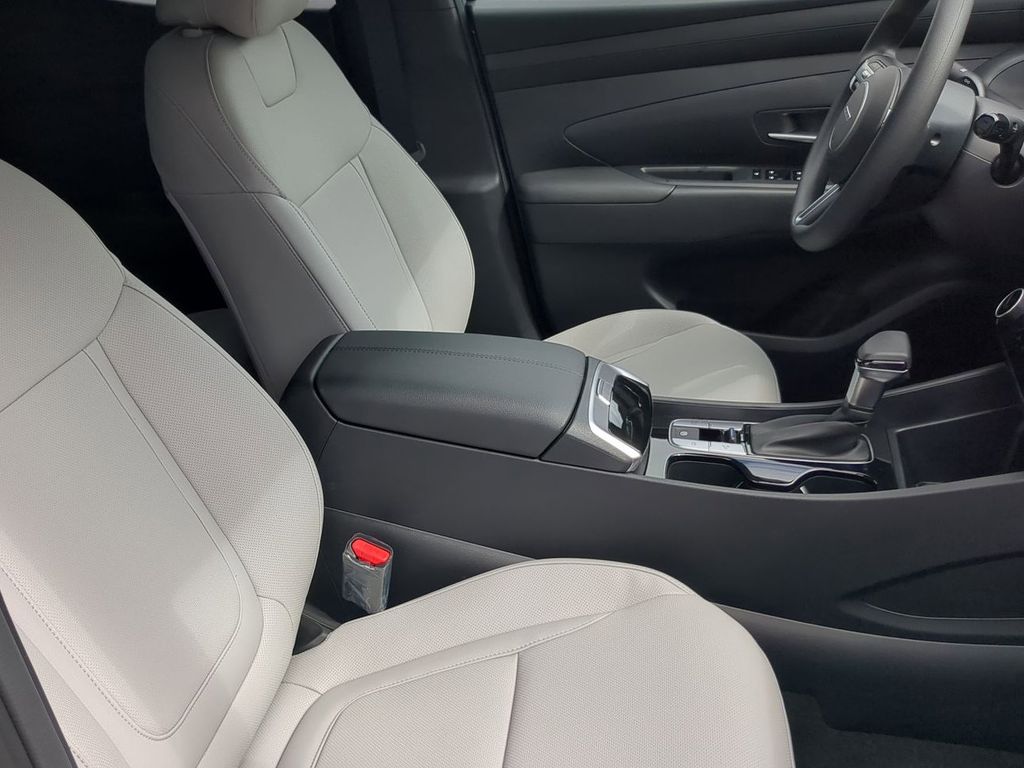 Thumbnail: 2026 Hyundai Santa Cruz - 26