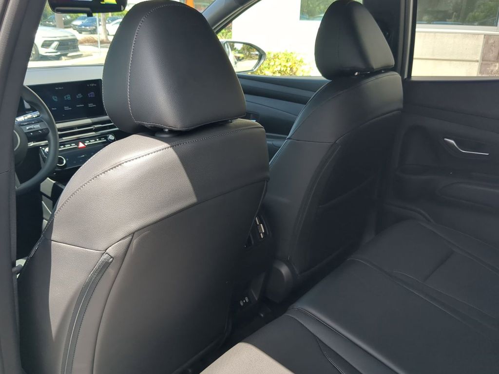 Thumbnail: 2026 Hyundai Santa Cruz - 12