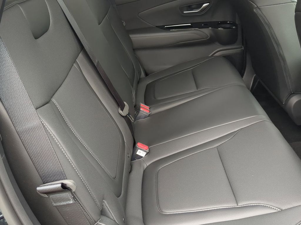 Thumbnail: 2026 Hyundai Santa Cruz - 11