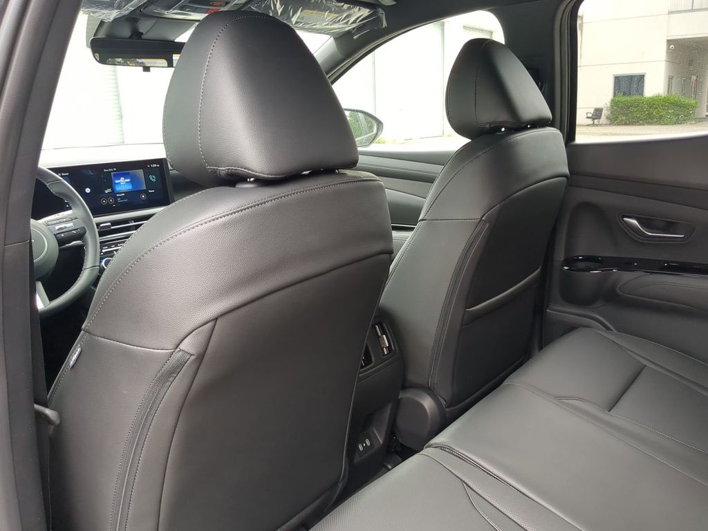 Thumbnail: 2026 Hyundai Santa Cruz - 12