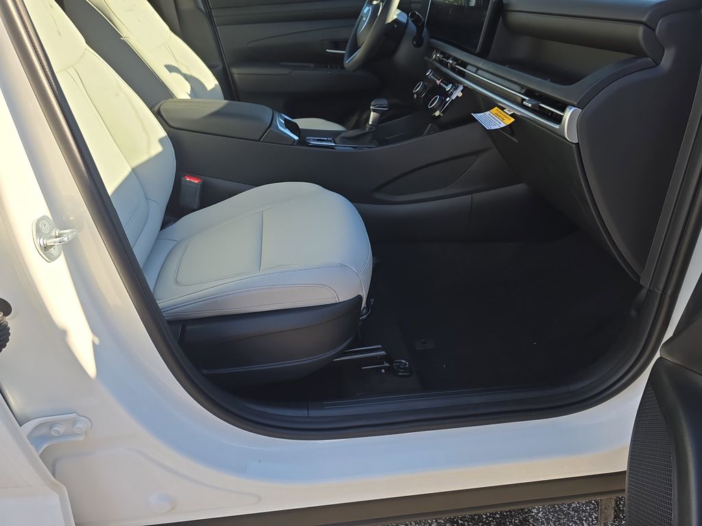 Thumbnail: 2026 Hyundai Santa Cruz - 25