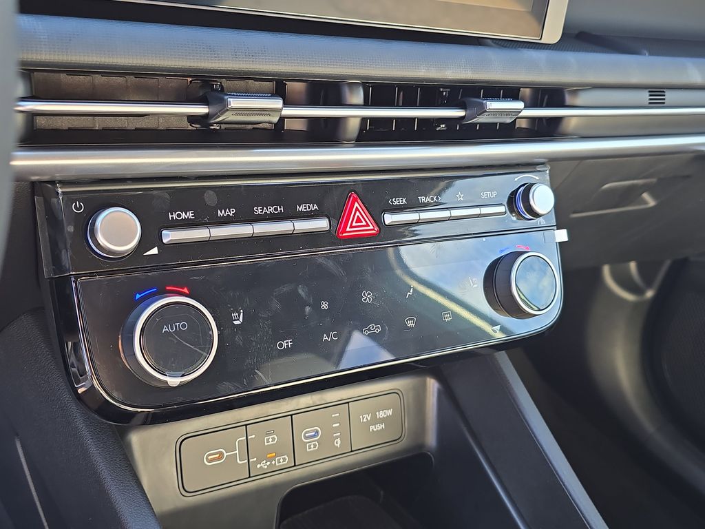 Thumbnail: 2026 Hyundai Santa Cruz - 28