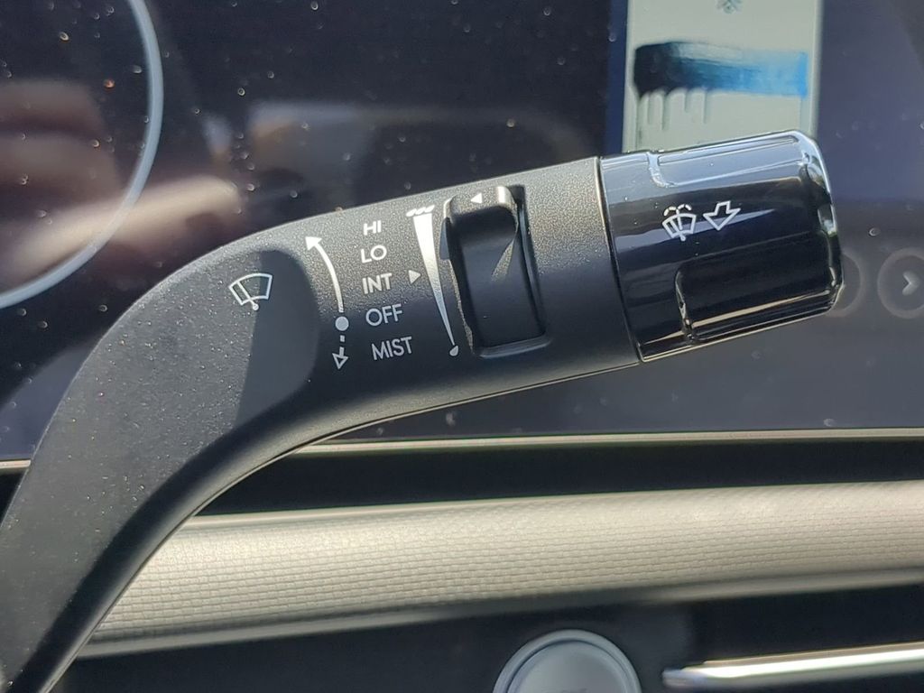 Thumbnail: 2026 Hyundai Santa Cruz - 17