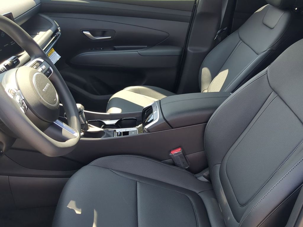 Thumbnail: 2026 Hyundai Santa Cruz - 10