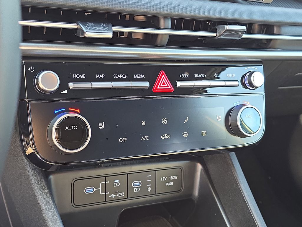 Thumbnail: 2026 Hyundai Santa Cruz - 30