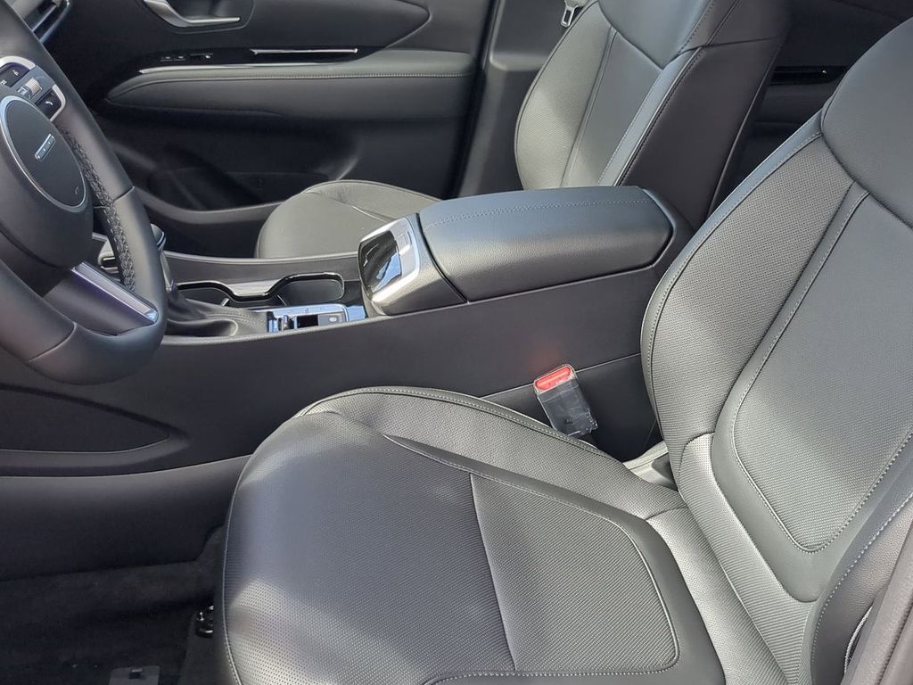 Thumbnail: 2026 Hyundai Santa Cruz - 11