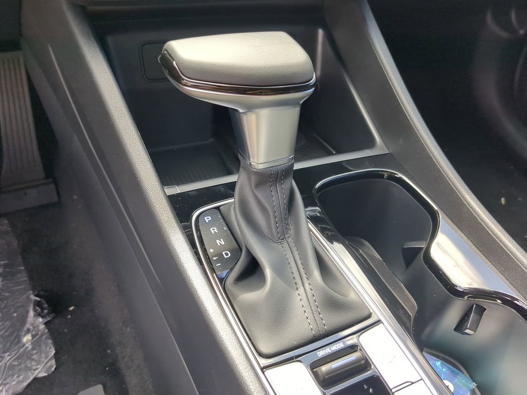 Thumbnail: 2026 Hyundai Santa Cruz - 16