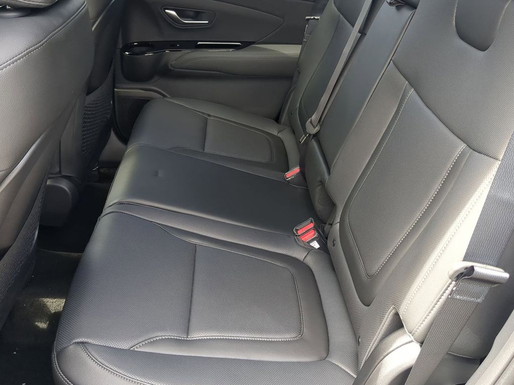 Thumbnail: 2026 Hyundai Santa Cruz - 26