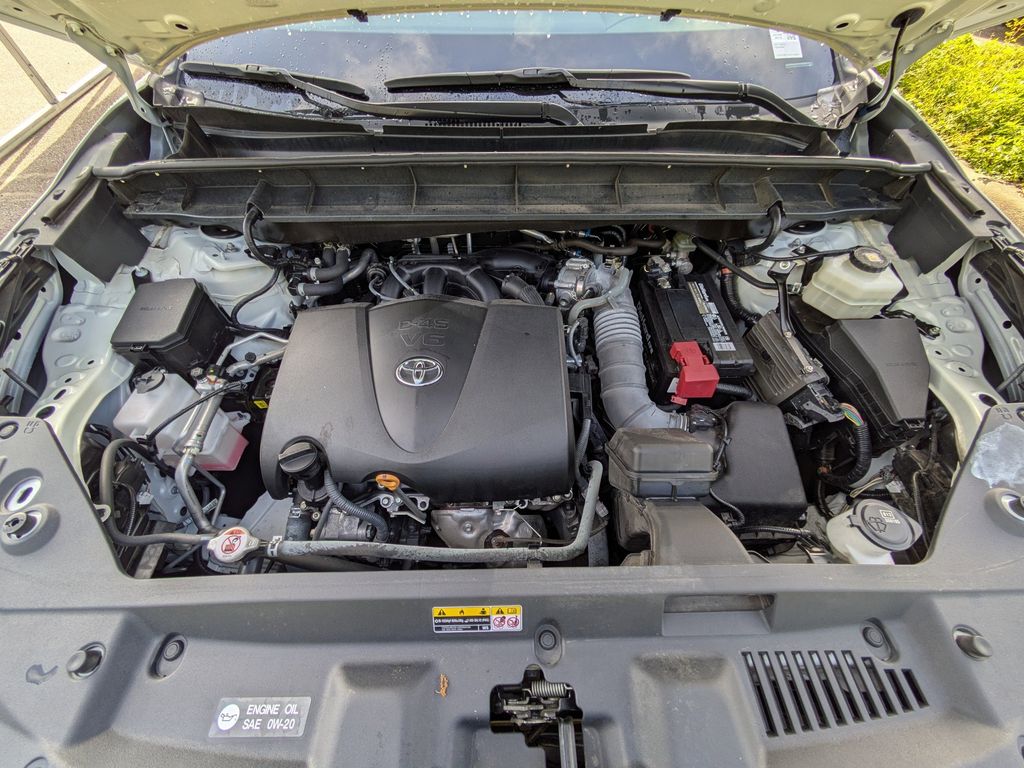 Thumbnail: 2021 Toyota Highlander - 9