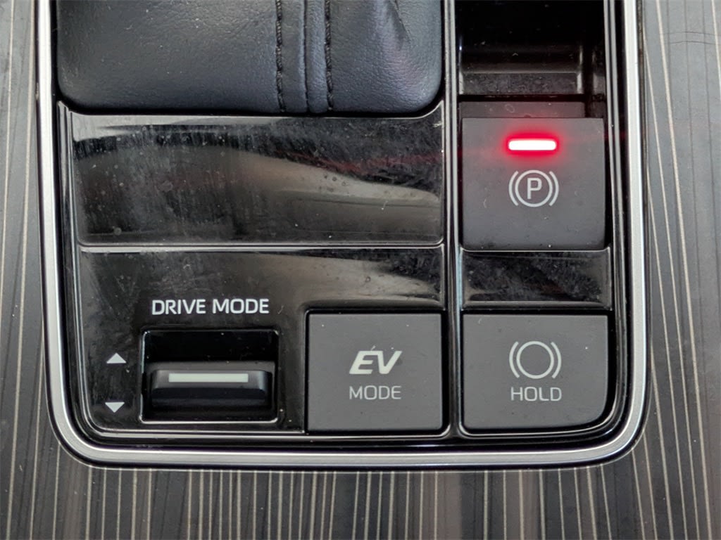 Thumbnail: 2022 Toyota Sienna - 37