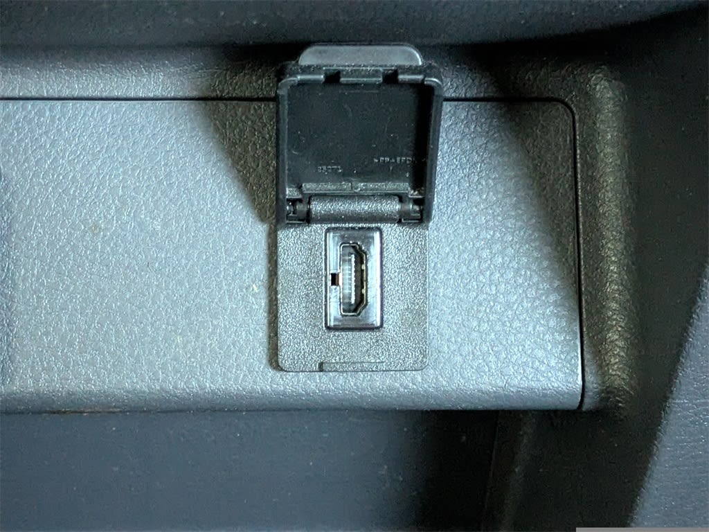 Thumbnail: 2022 Toyota Sienna - 18