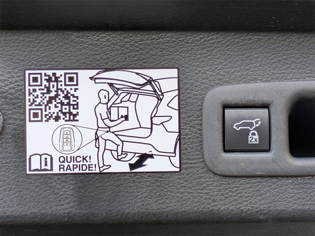 Thumbnail: 2022 Toyota Sienna - 19