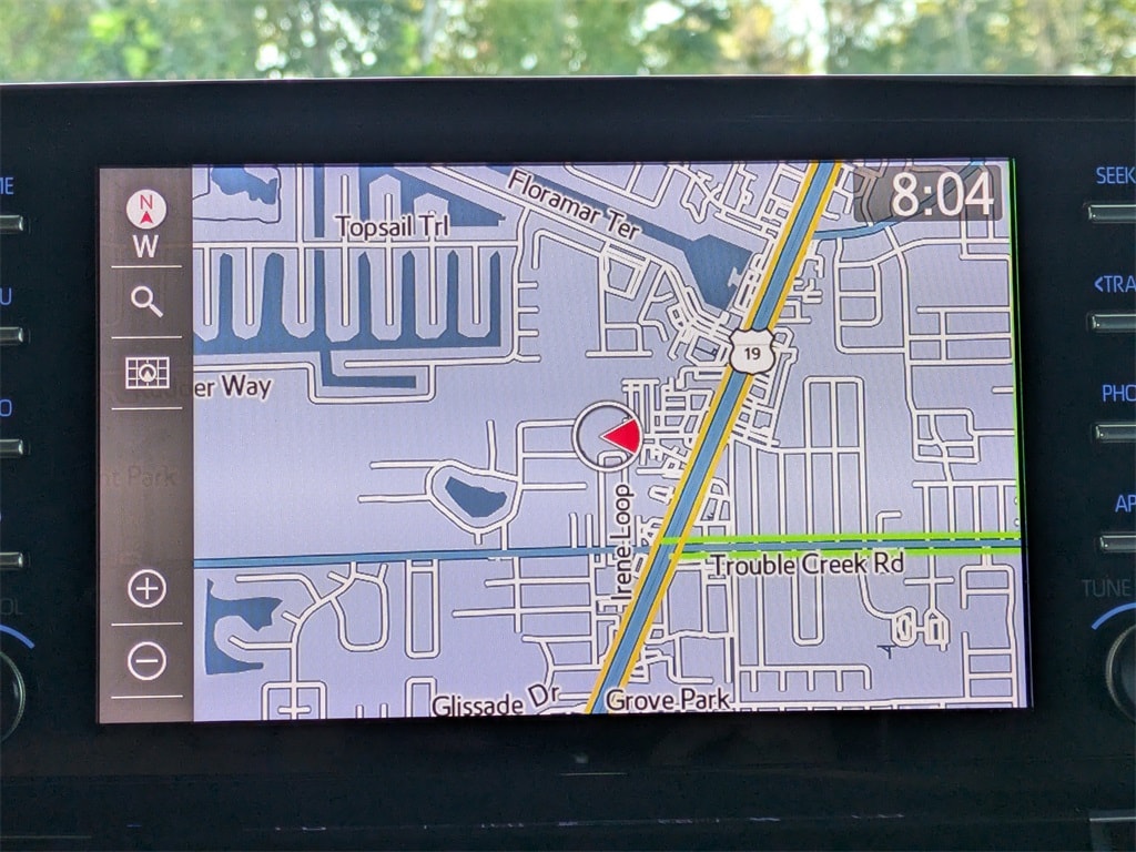 Thumbnail: 2022 Toyota Sienna - 33