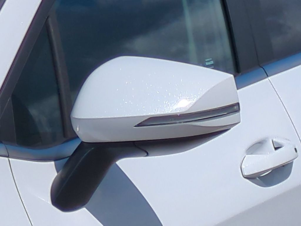 Thumbnail: 2023 Kia Sportage - 21