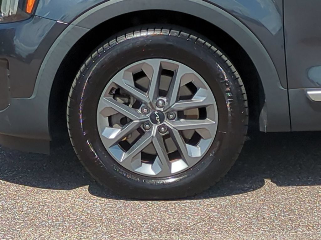 Thumbnail: 2023 Kia Telluride - 8