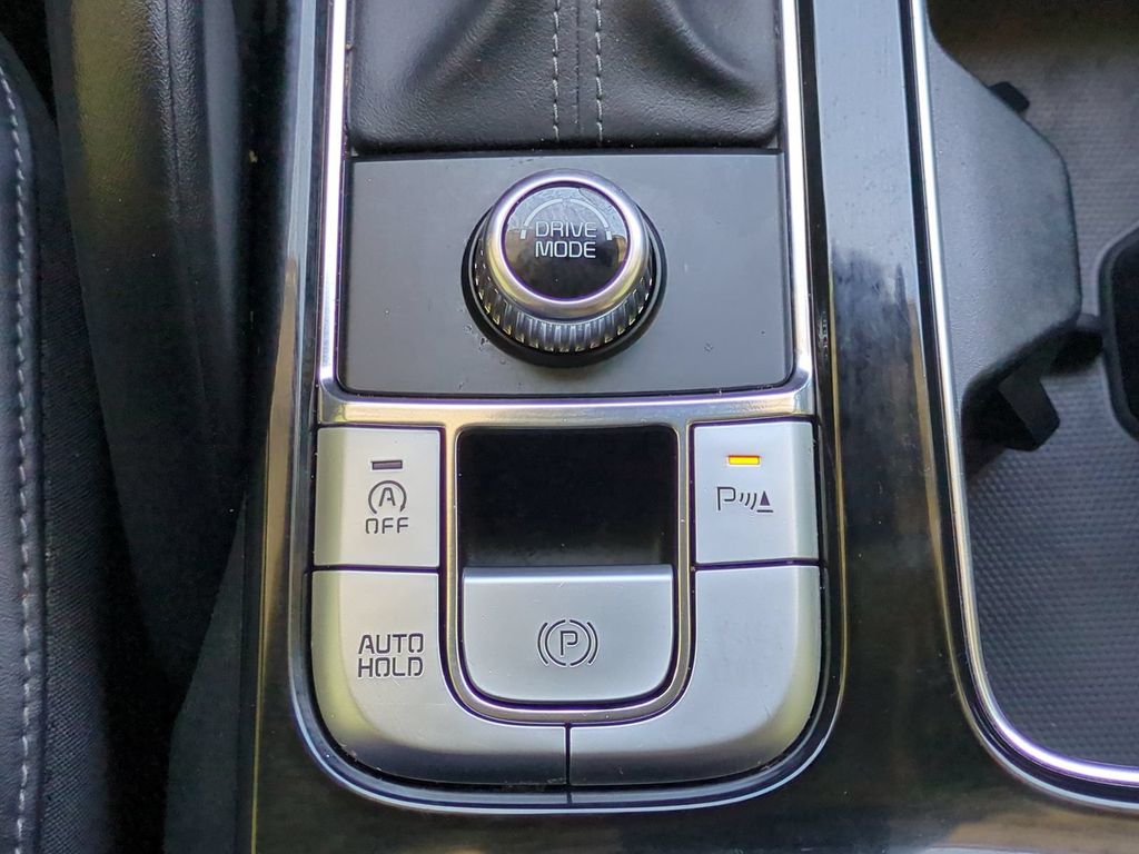 Thumbnail: 2023 Kia Telluride - 29