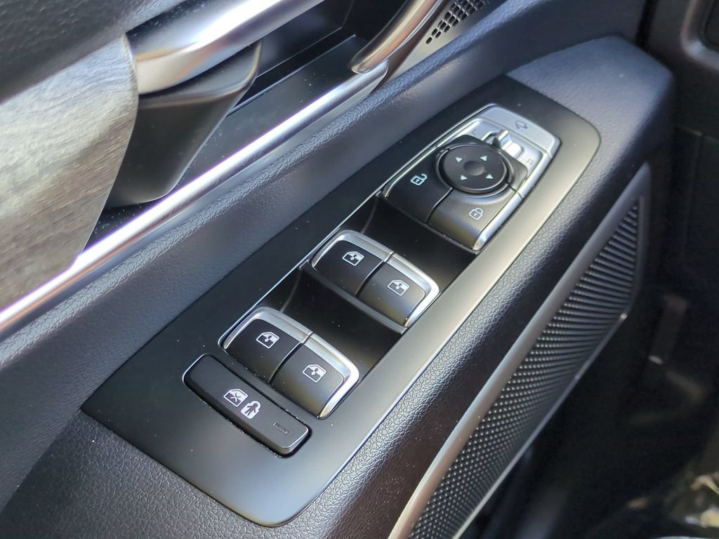 Thumbnail: 2020 Kia Telluride - 33