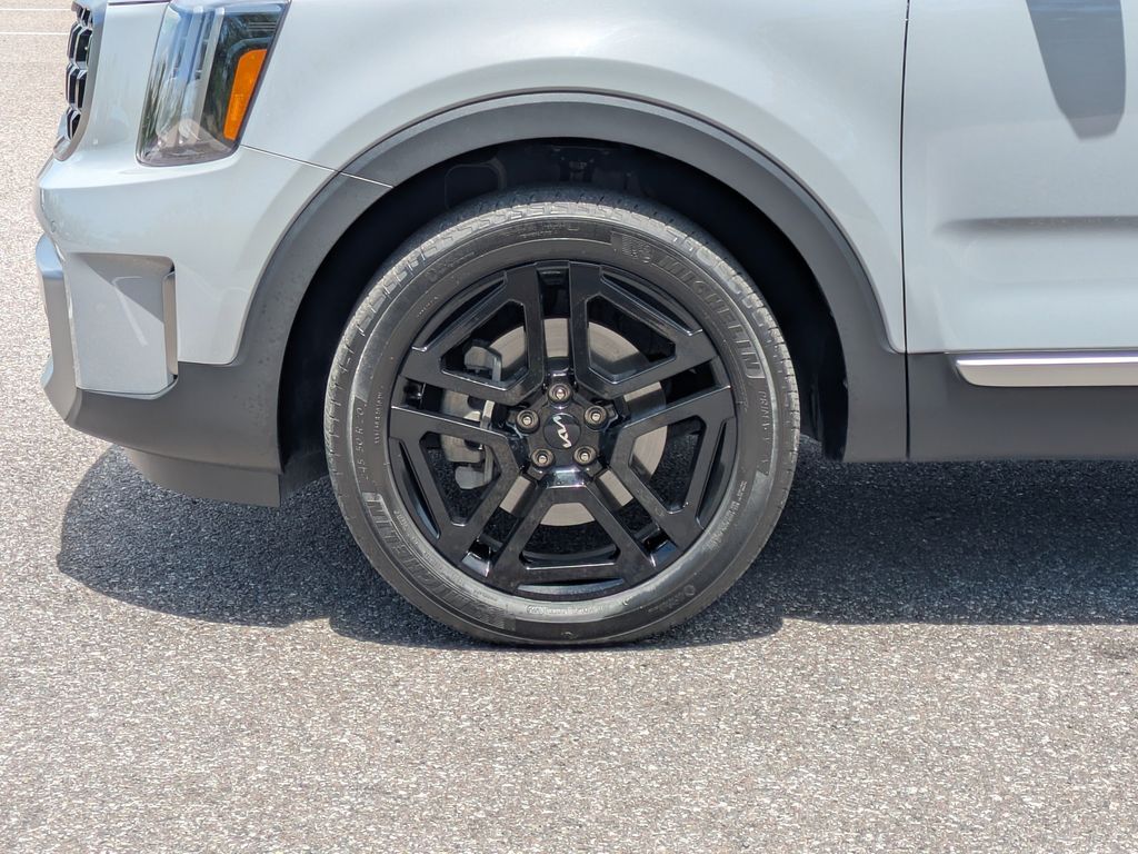 Thumbnail: 2023 Kia Telluride - 8