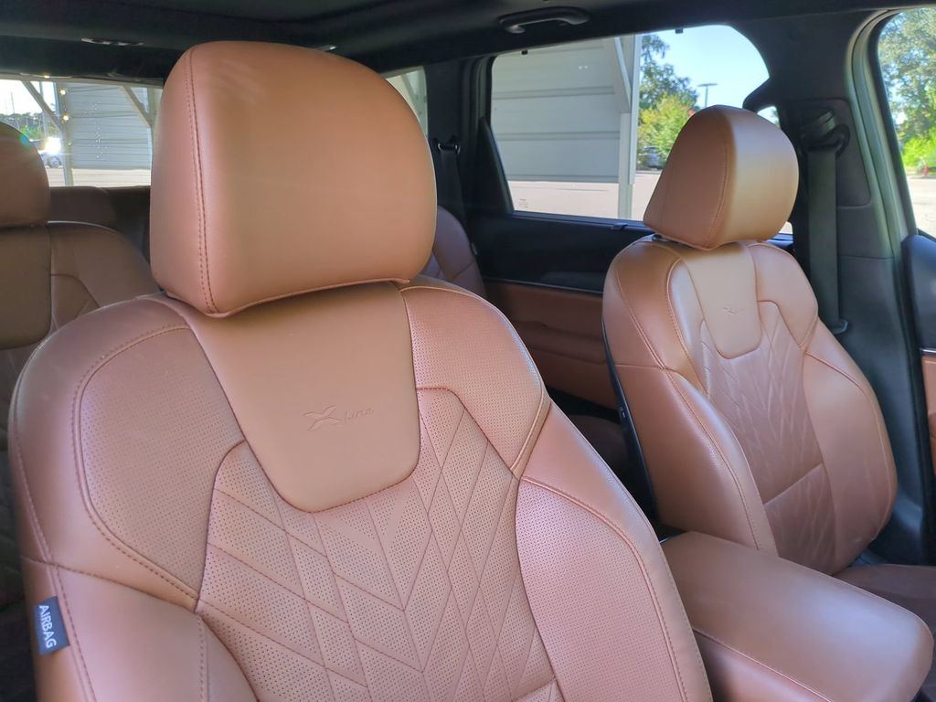 Thumbnail: 2023 Kia Telluride - 11