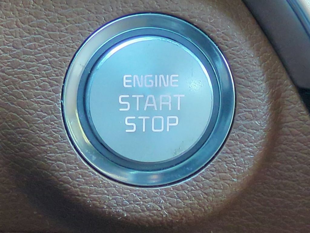 Thumbnail: 2023 Kia Telluride - 36
