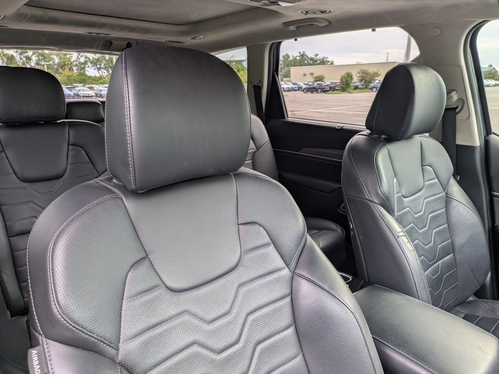 Thumbnail: 2021 Kia Telluride - 11
