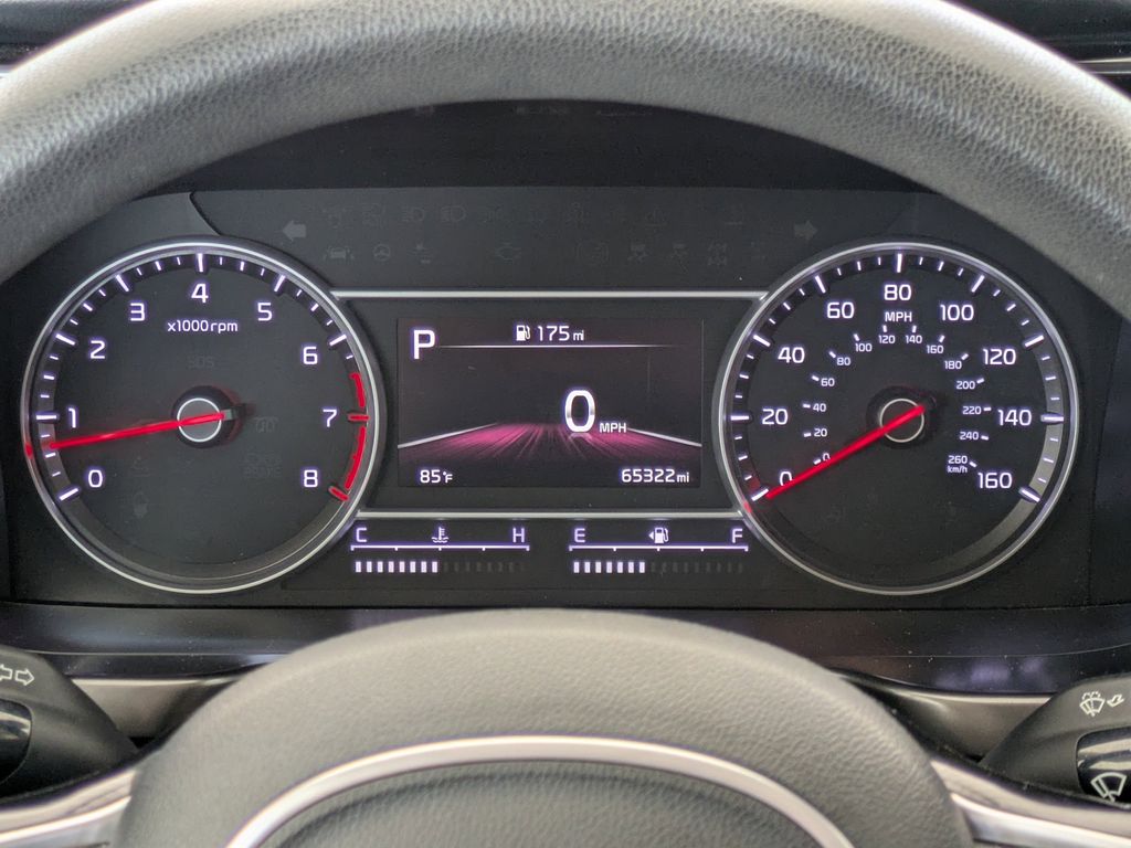 Thumbnail: 2023 Kia Sorento - 16
