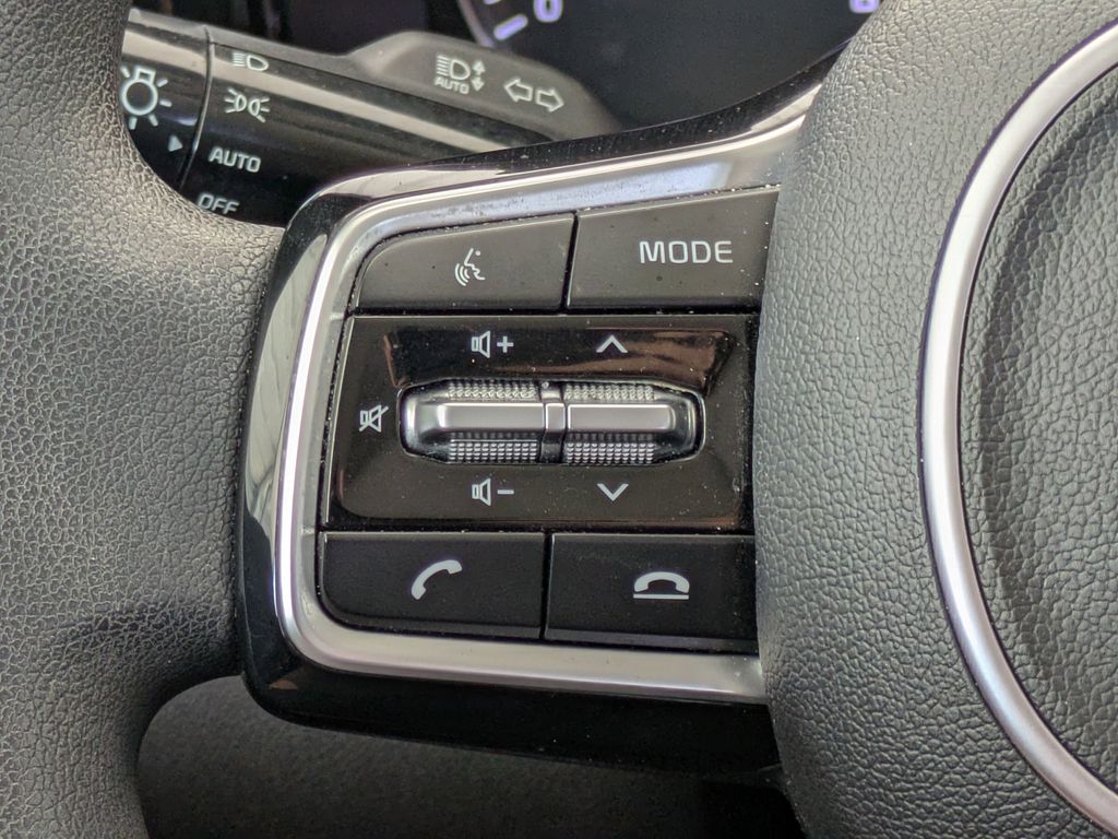 Thumbnail: 2023 Kia Sorento - 35