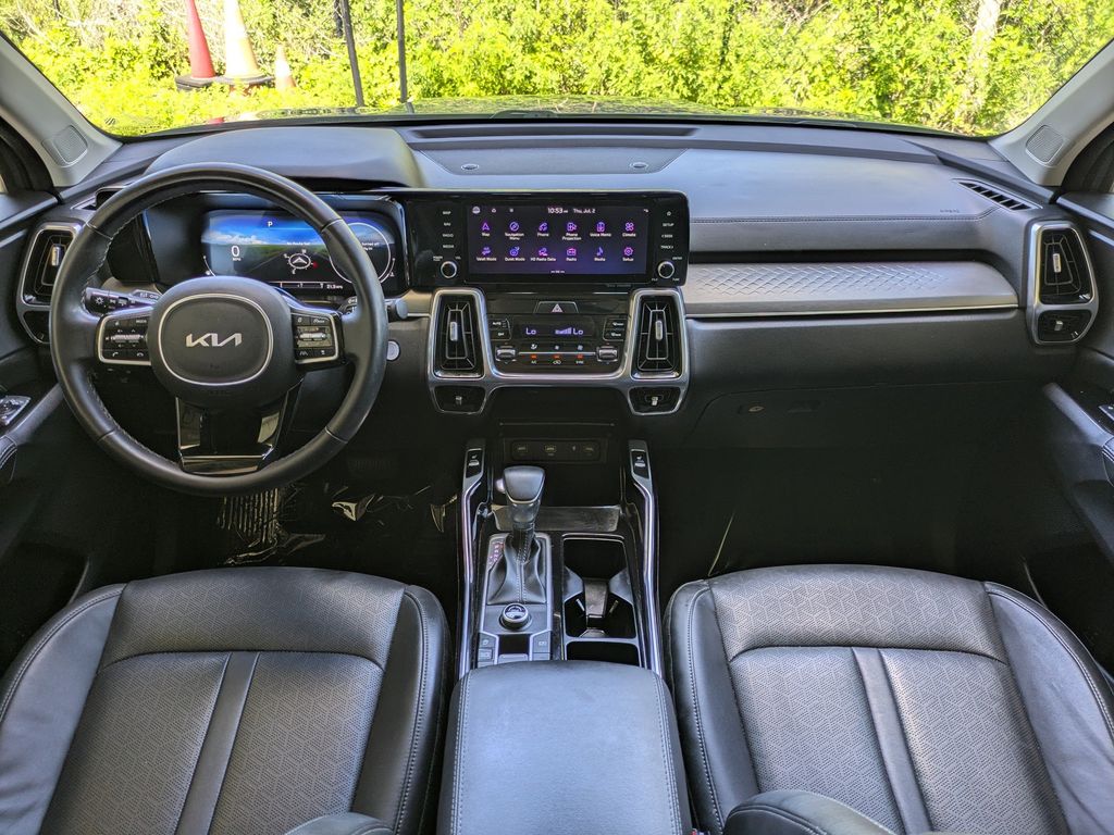Thumbnail: 2023 Kia Sorento - 2