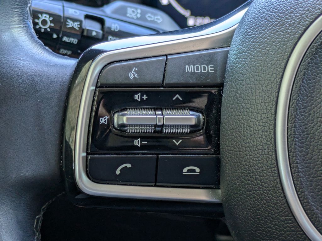 Thumbnail: 2023 Kia Sorento - 40