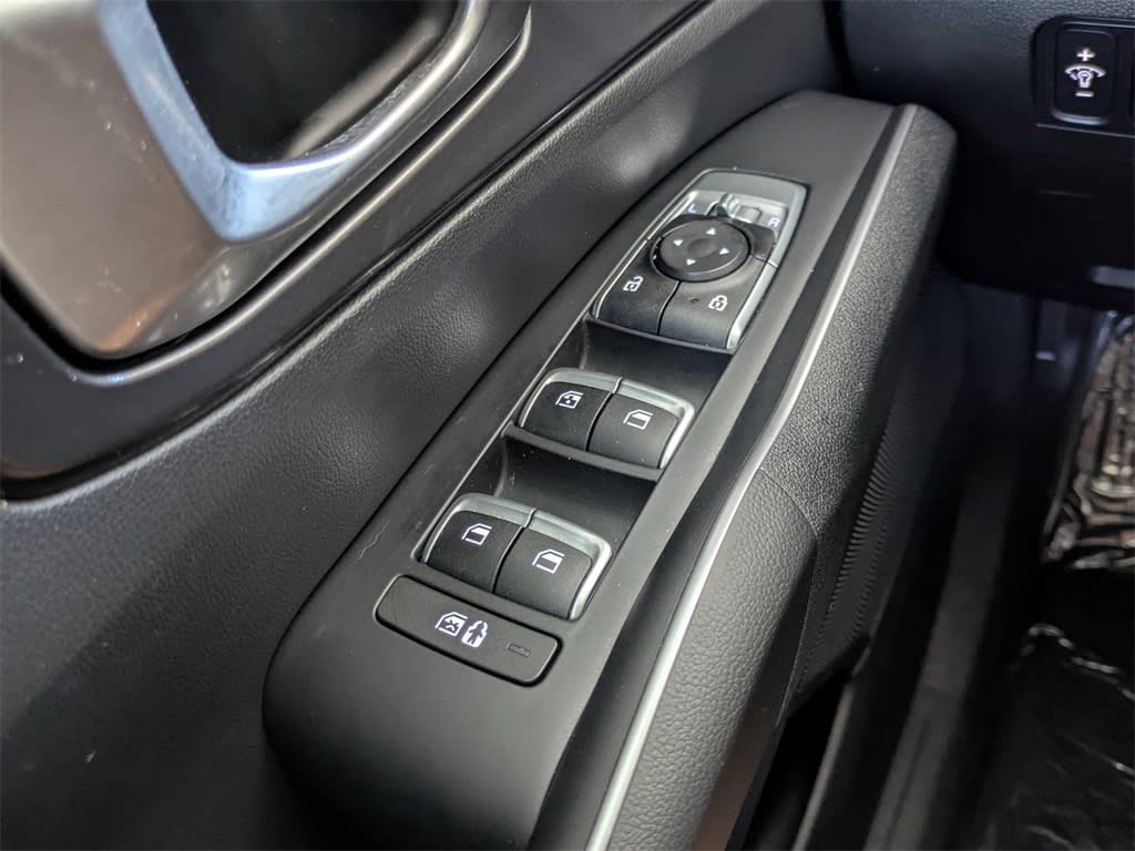 Thumbnail: 2023 Kia Sorento - 36