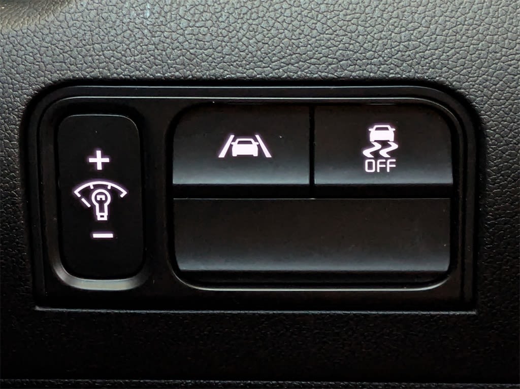 Thumbnail: 2023 Kia Sorento - 35