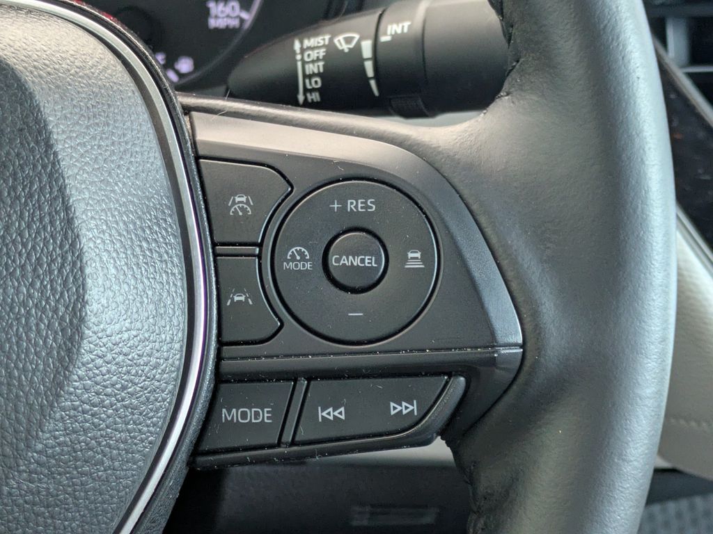 Thumbnail: 2024 Toyota Corolla - 32