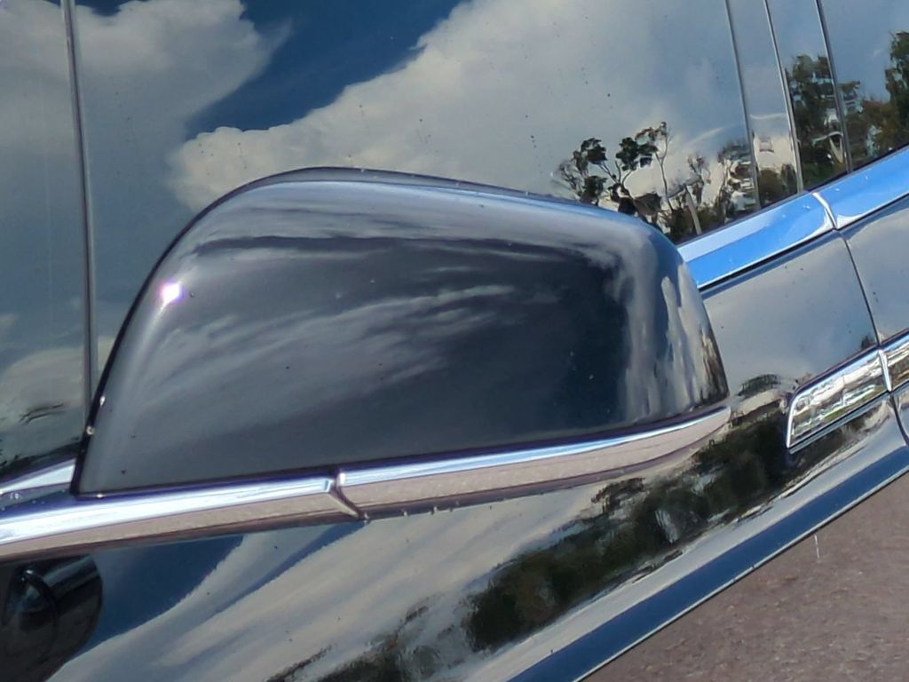 Thumbnail: 2020 Tesla Model X - 7