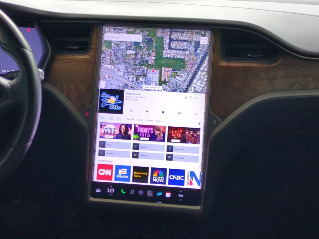 Thumbnail: 2020 Tesla Model X - 13