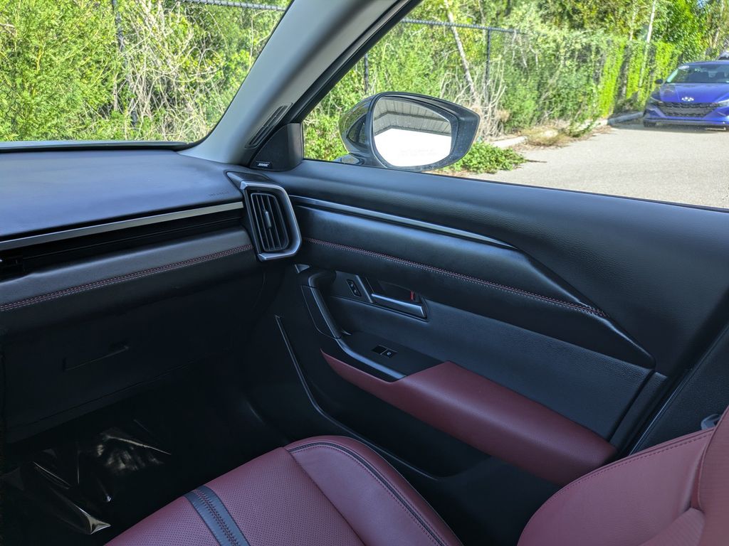 Thumbnail: 2025 Mazda CX-50 - 26