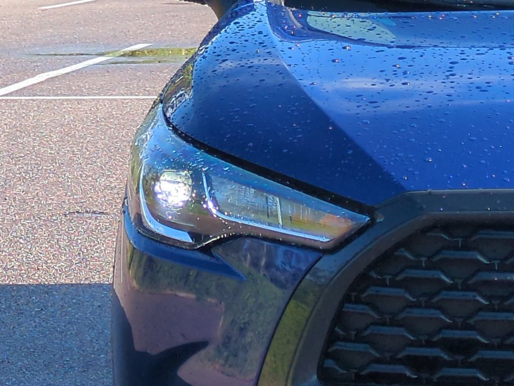 Thumbnail: 2024 Toyota Corolla Cross - 21