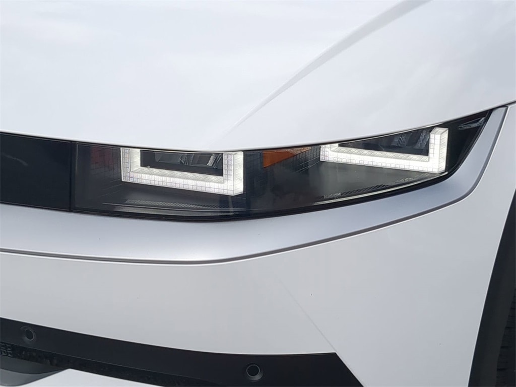 Thumbnail: 2026 Hyundai Ioniq 5 - 18