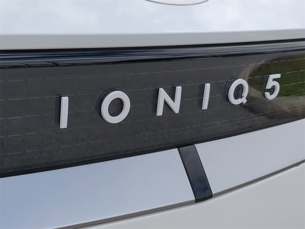Thumbnail: 2026 Hyundai Ioniq 5 - 7
