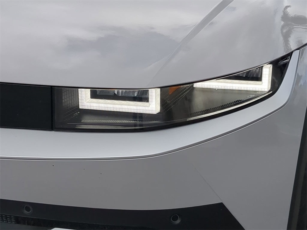 Thumbnail: 2026 Hyundai Ioniq 5 - 18