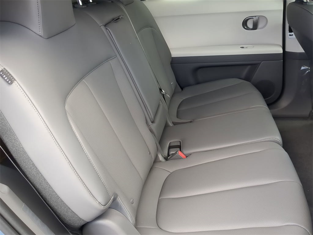 Thumbnail: 2026 Hyundai Ioniq 5 - 22