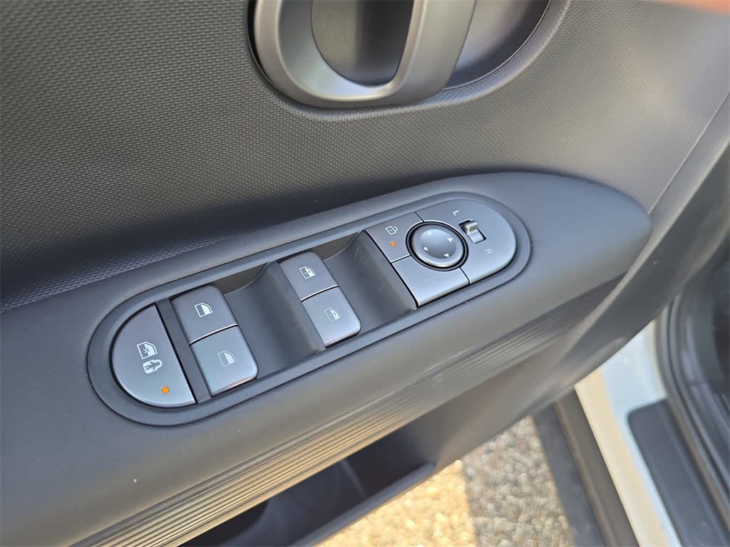 Thumbnail: 2026 Hyundai Ioniq 5 - 22