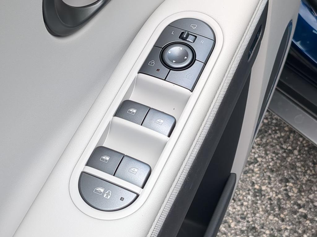 Thumbnail: 2026 Hyundai Ioniq 5 - 21