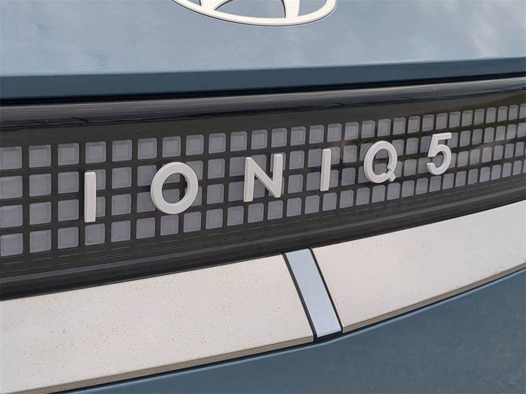 Thumbnail: 2026 Hyundai Ioniq 5 - 14