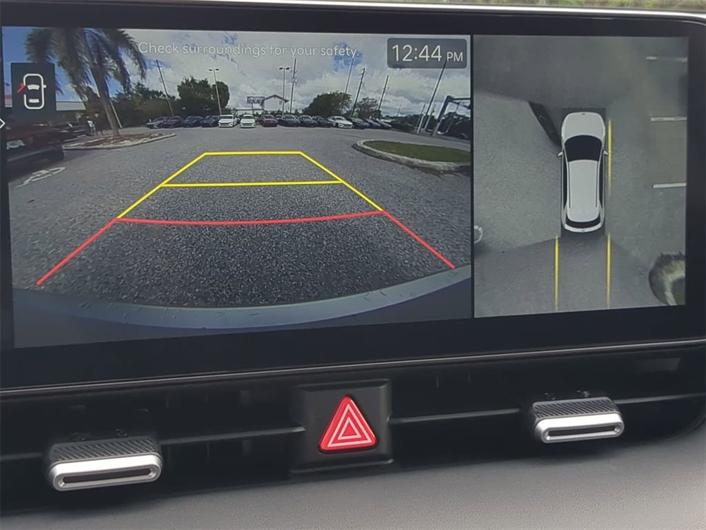 Thumbnail: 2026 Hyundai Ioniq 5 - 32