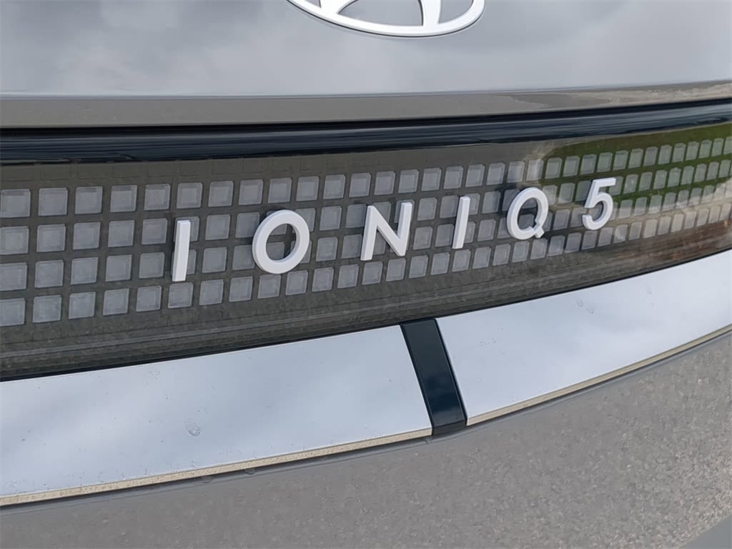 Thumbnail: 2026 Hyundai Ioniq 5 - 19