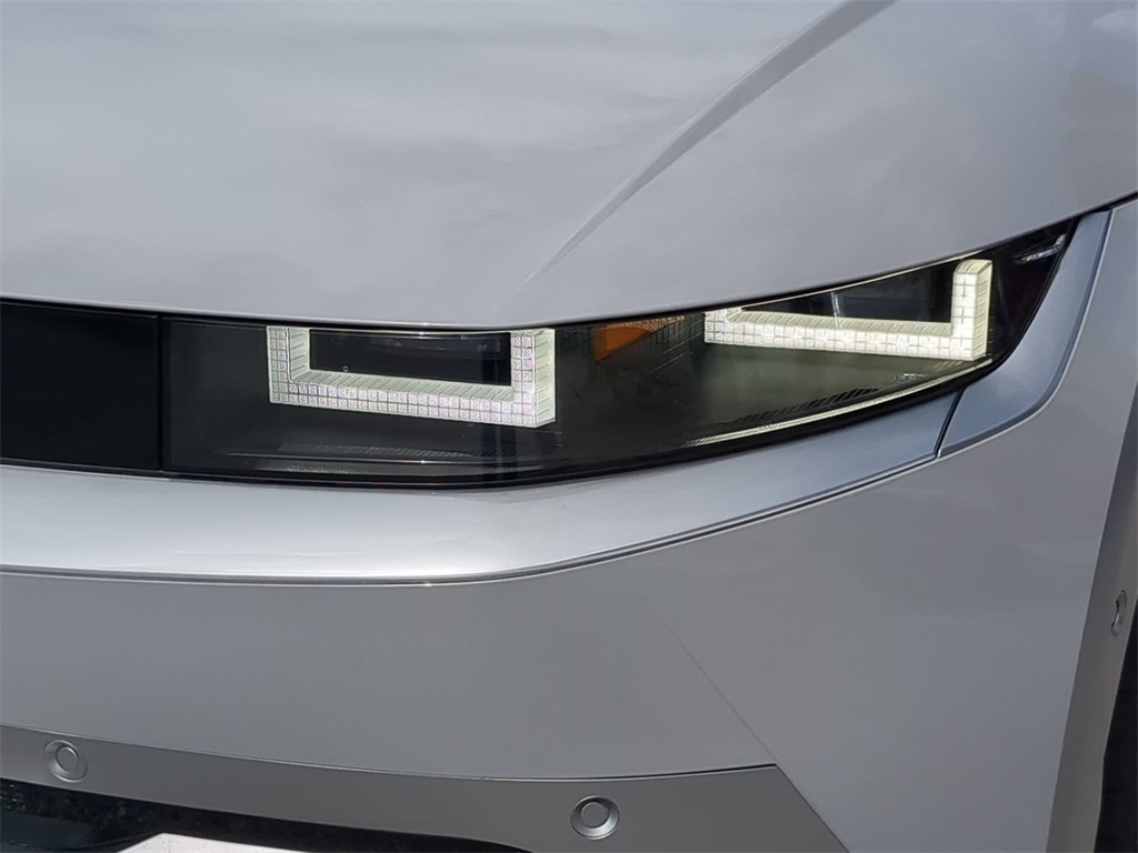 Thumbnail: 2026 Hyundai Ioniq 5 - 18