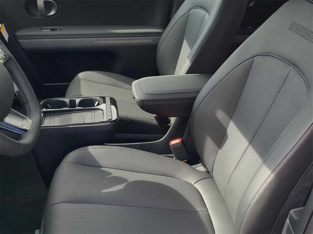 Thumbnail: 2026 Hyundai Ioniq 5 - 10