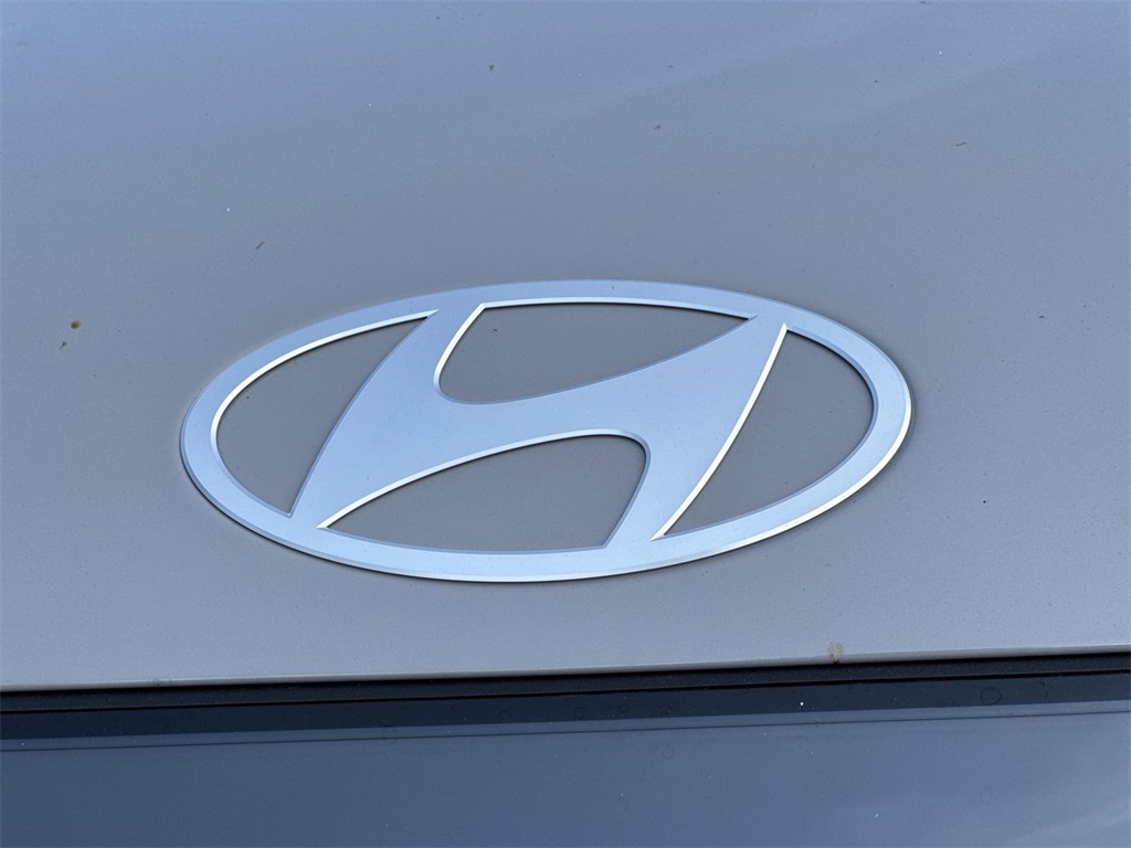 Thumbnail: 2026 Hyundai Ioniq - 21